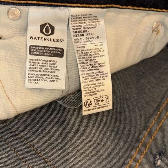 Levi 541 Jeans 42/32 - straight leg - Picture 8 of 10